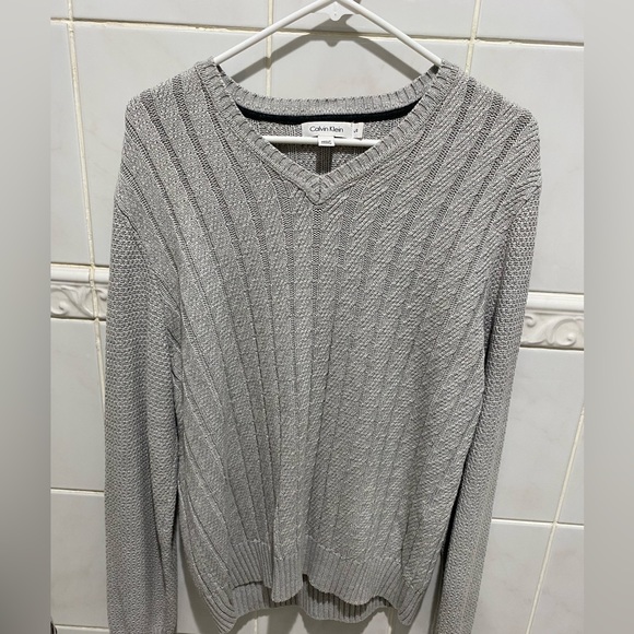 Cable Knit Calvin Klein Men’s Sweater - Picture 1 of 3